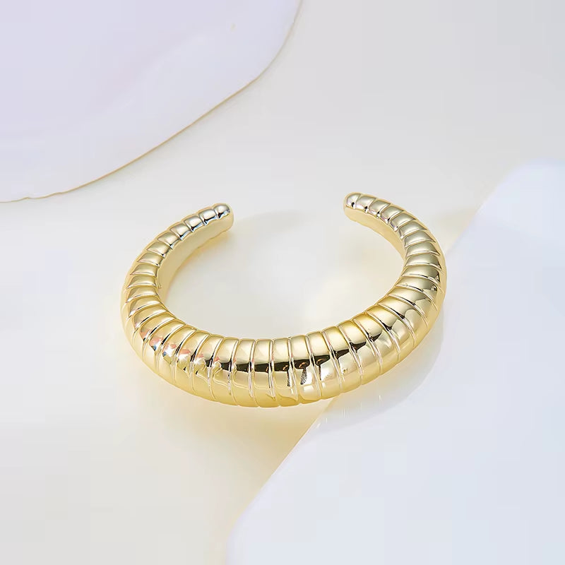 Fashion Exaggerated Irregular Bracelets for Women Simple Hip Hop Rock Personality Plastic Cuff Bangle Trendy Jewelry